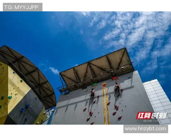 重庆攀岩队与成都攀岩队赛后复盘团队协作的精彩瞬间与经验分享